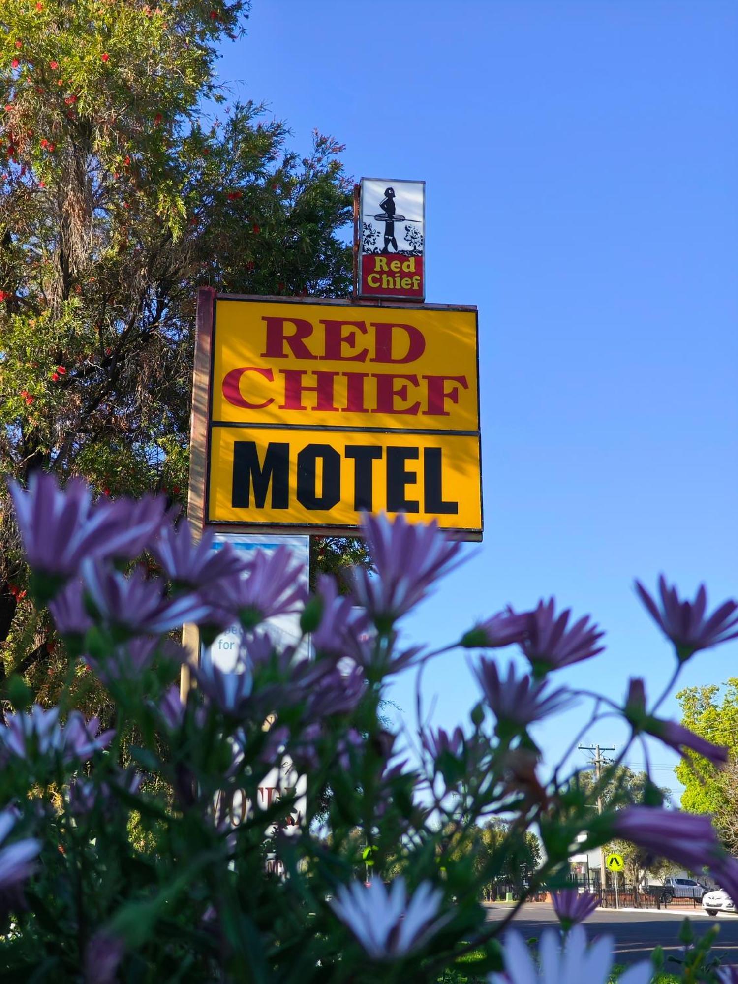 Red Chief Motel Gunnedah Exterior photo