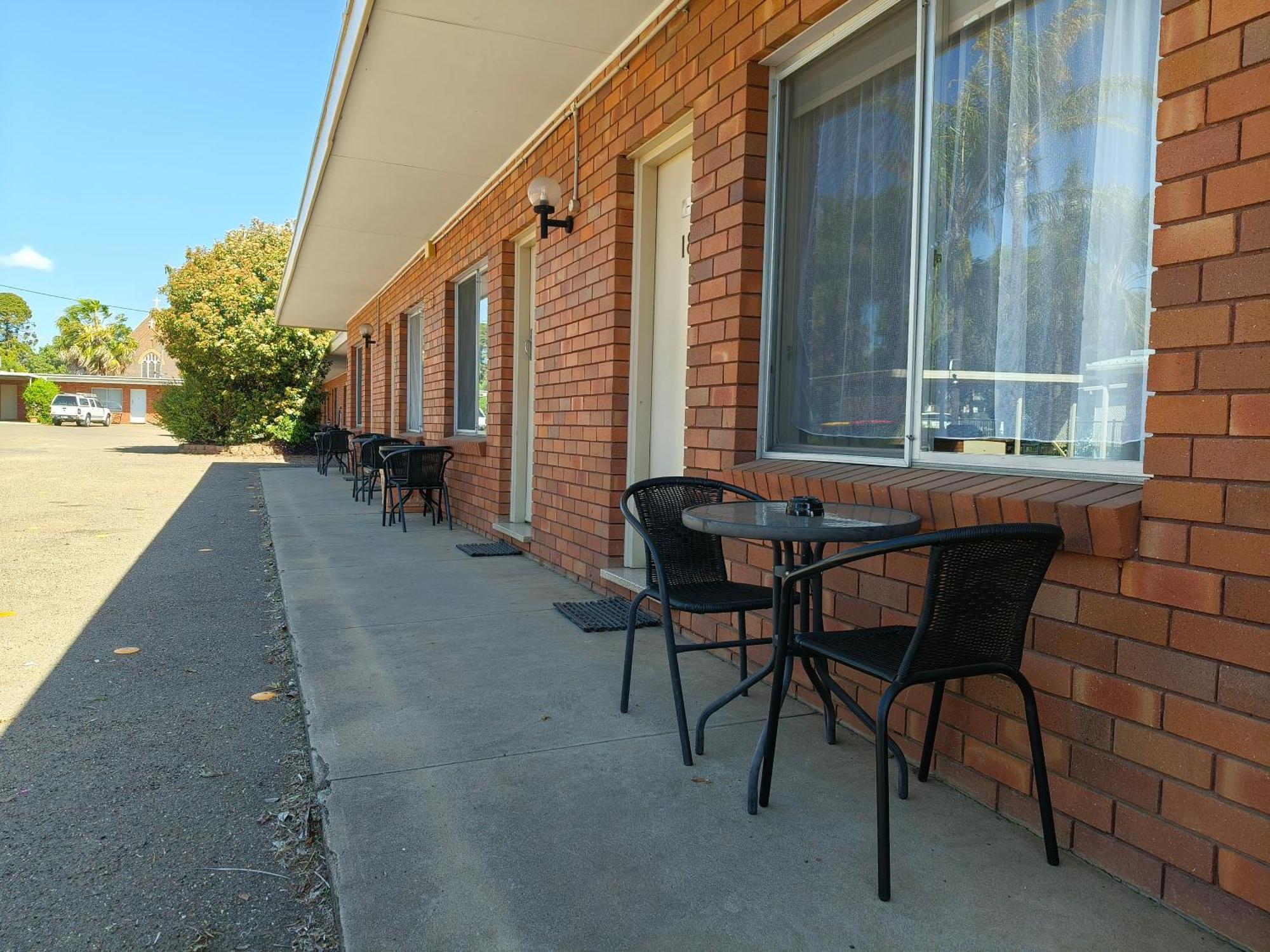 Red Chief Motel Gunnedah Exterior photo