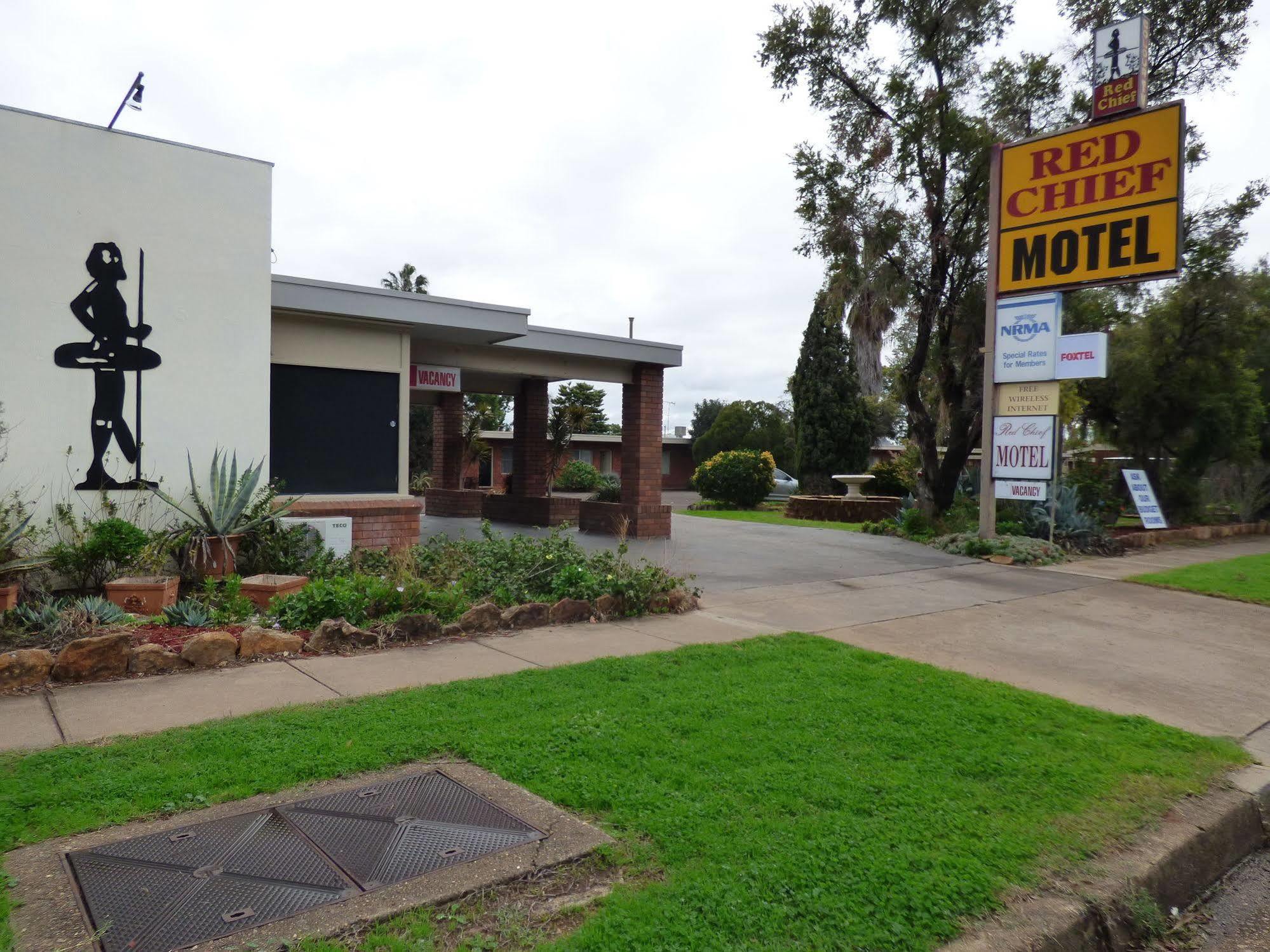 Red Chief Motel Gunnedah Exterior photo